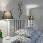 Sleek Minimalist At Inner Apartman *