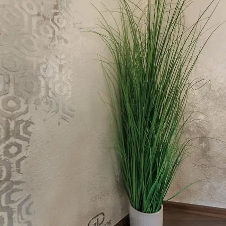 Апартаменты Sleek Minimalist At Inner Будапешт