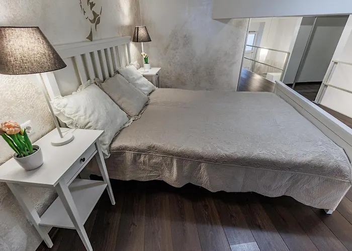Sleek Minimalist At Inner * Budapest
