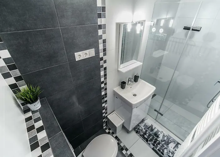 Sleek Minimalist At Inner Apartment *