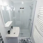 Apartment Sleek Minimalist At Inner Budapest
