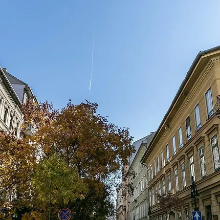 Sleek Minimalist At Inner